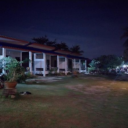 Ibiza Beach Resort Haad Yao Bagian luar foto